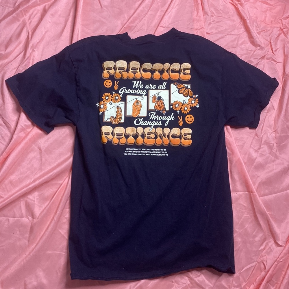 Size M ! - Picture 2 of 3